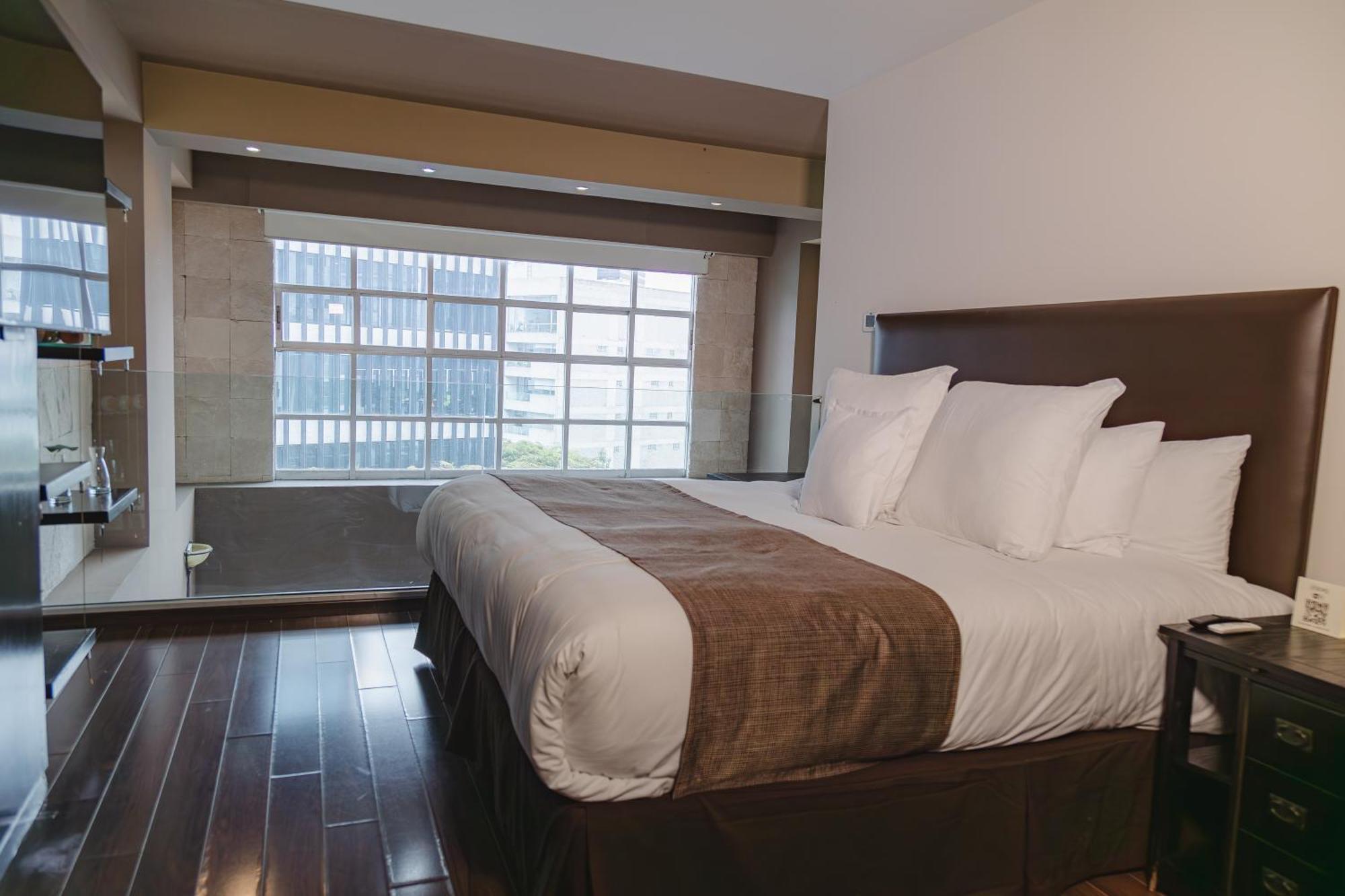 St Isidro Suites Corporate Housing Spa & Wellness Center Мехико Экстерьер фото